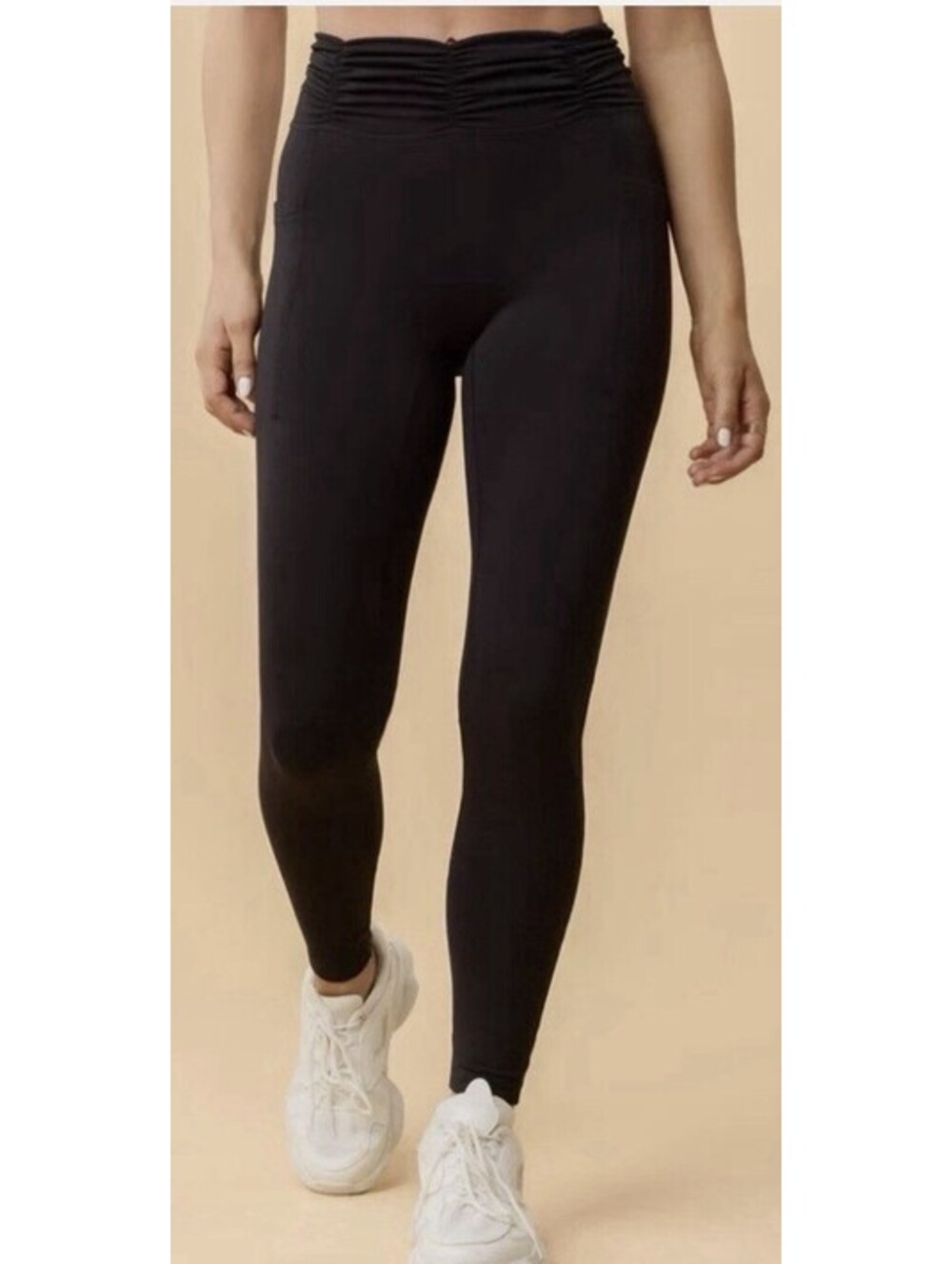 Blogilates Ruched Waist Leggings in Black High Waisted Side Pockets - M